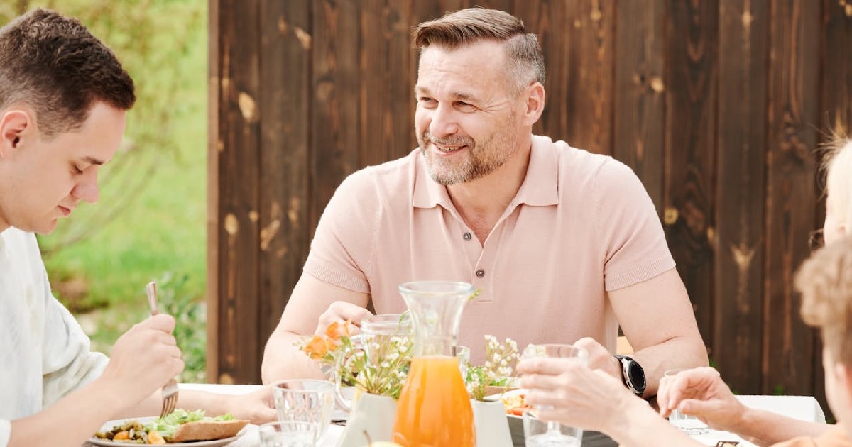 How to Balance Independence With Ongoing Support After Rehab